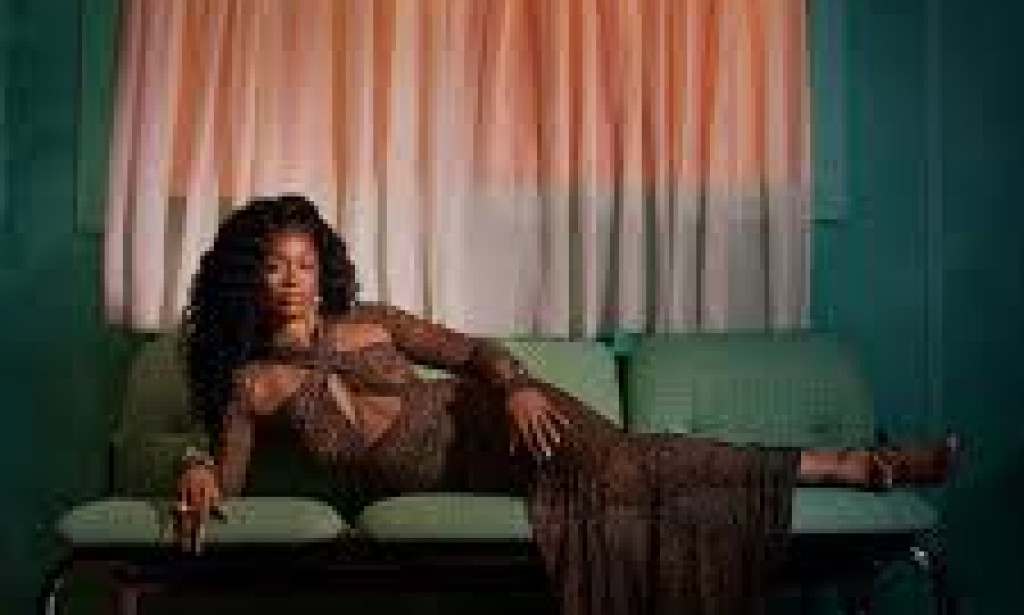 Ari Lennox Vacancy